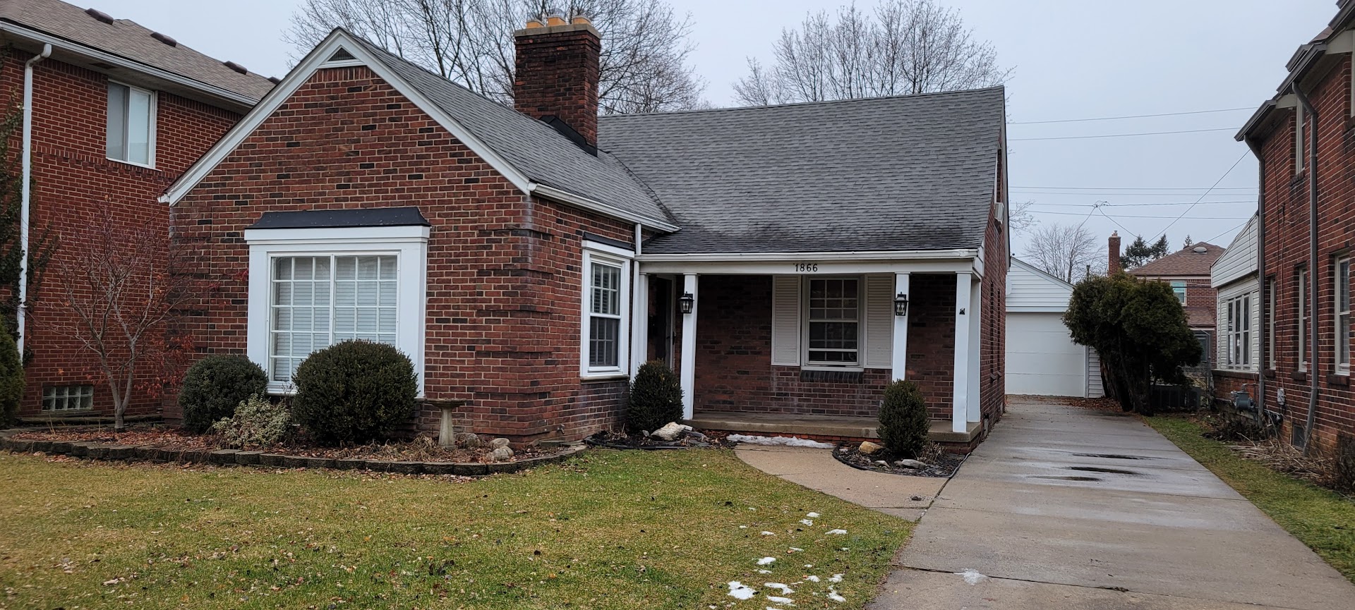 1866 Lochmoor Boulevard