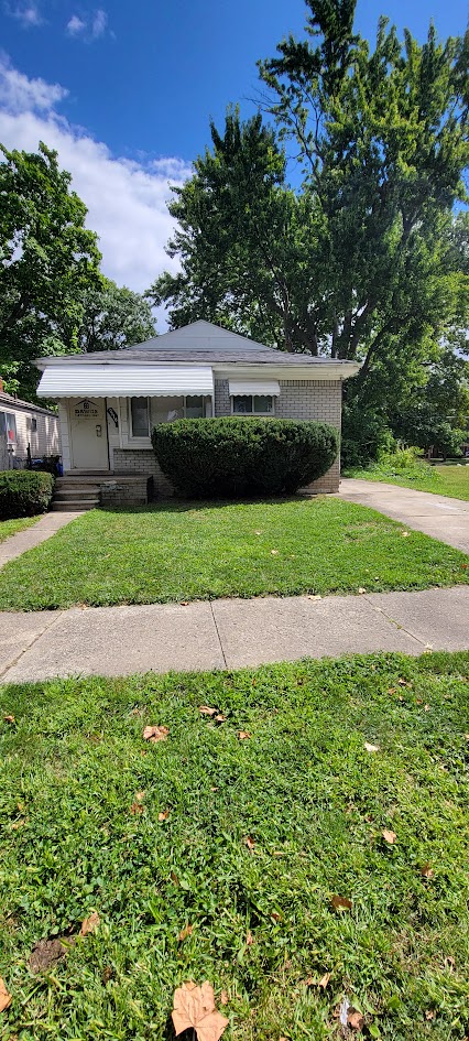 Property main image