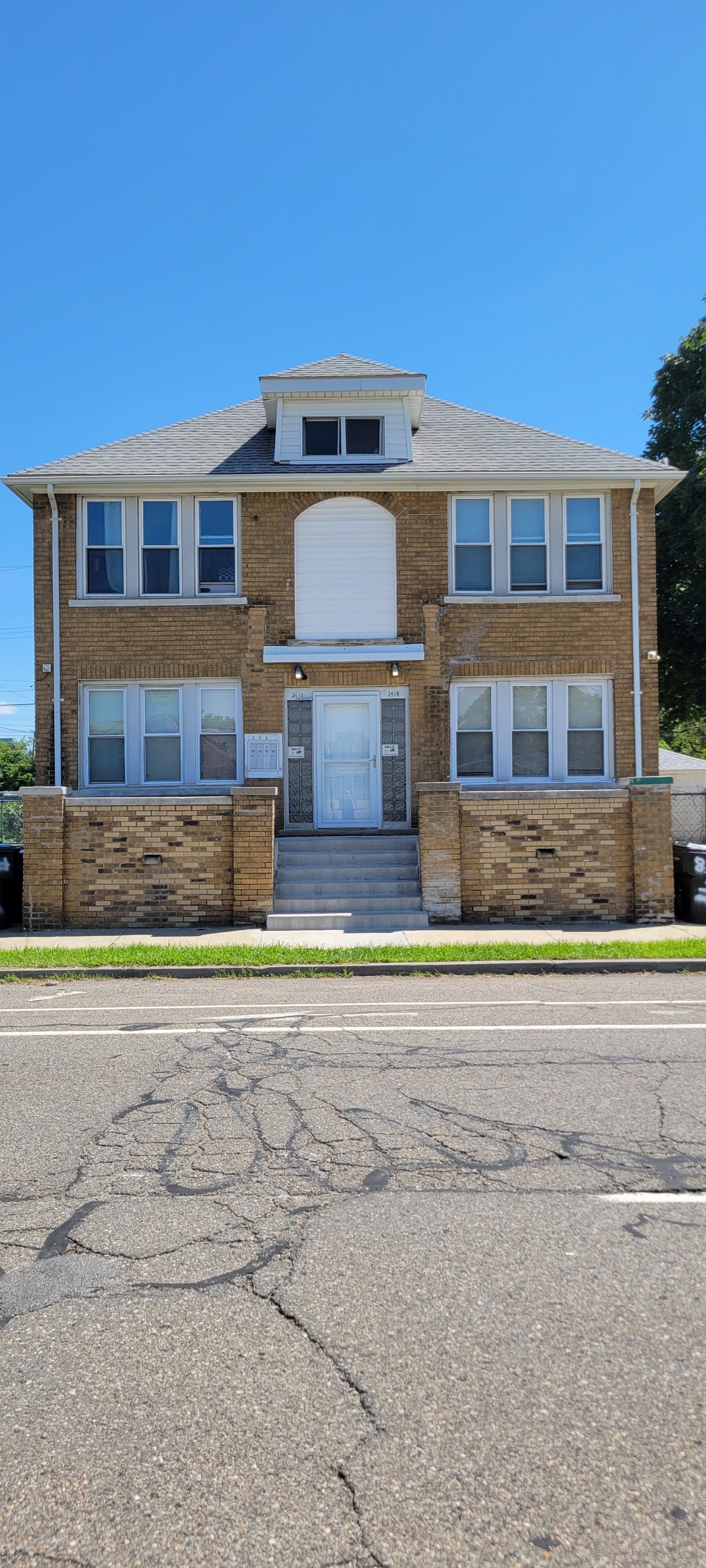 Property thumbnail image