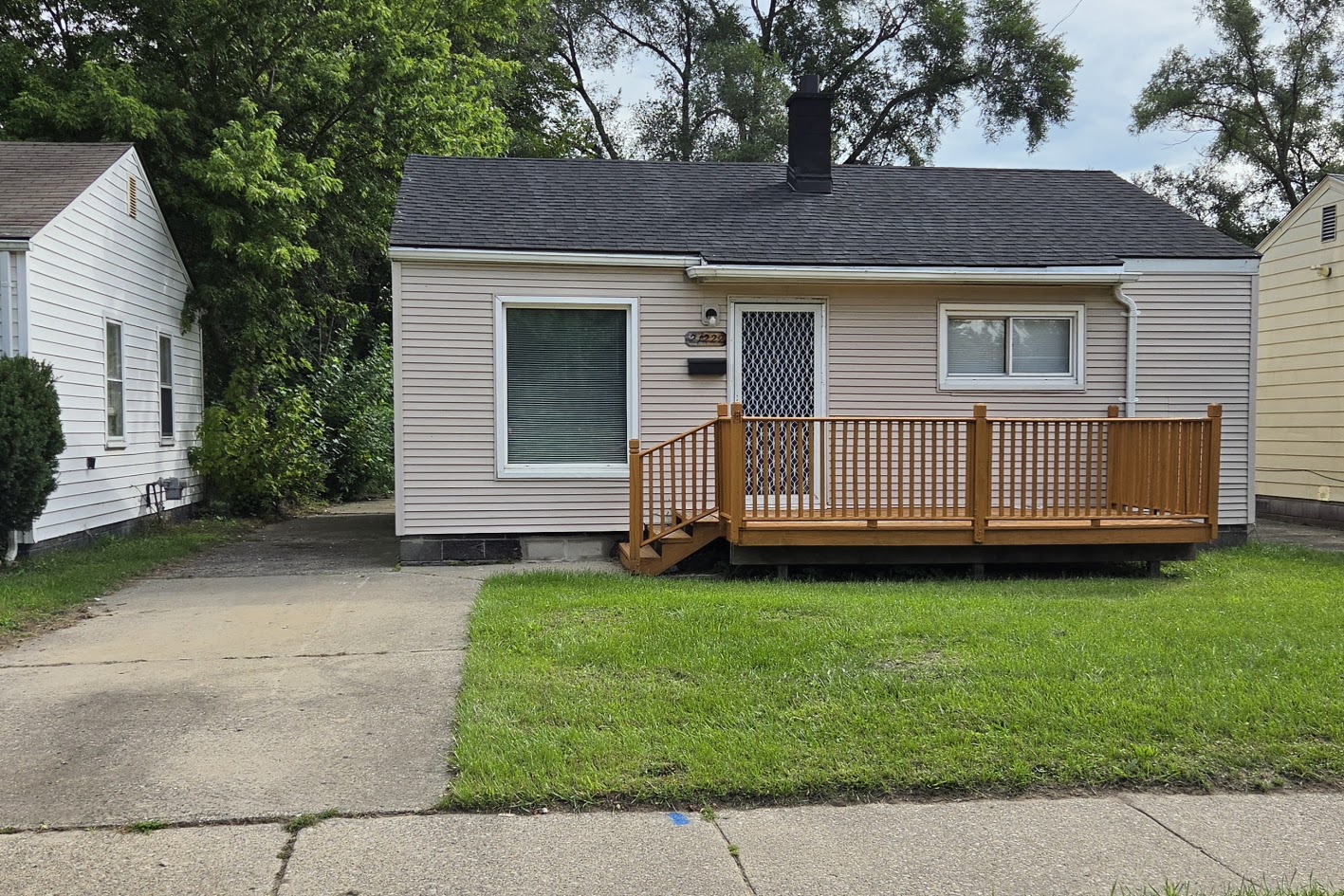 Property main image